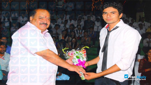D. J. College of Engineering and Technology Modinagar photo #2