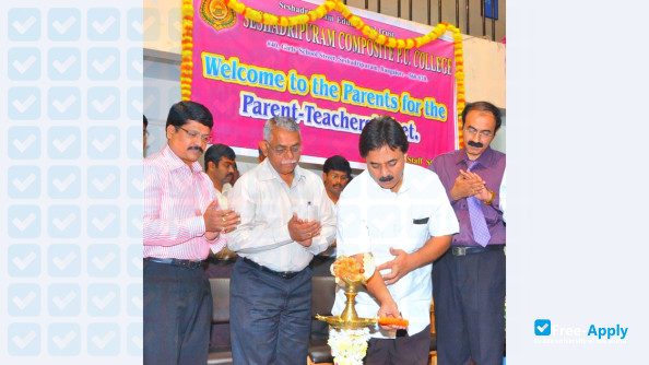 Foto de la Seshadripuram Evening P. U. College #7