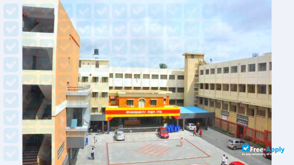 Foto de la Seshadripuram Evening P. U. College #8
