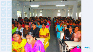 Aakarapu Sharath Chandrika Devi Memorial College for Women thumbnail #9