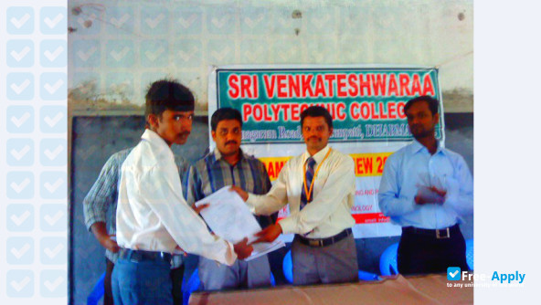 Foto de la Sri Venkateshwara Polytechinic College #6
