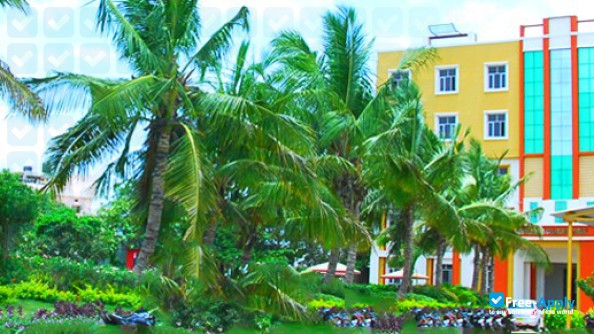 Photo de l’Teegala Krishna Reddy College of Pharmacy