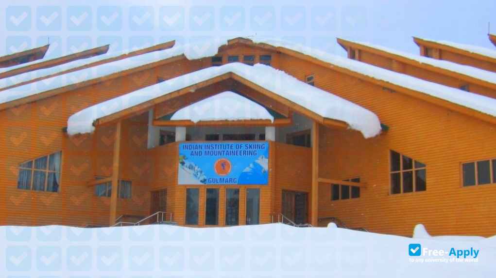 Indian Institute of Skiing and Mountaineering photo #3