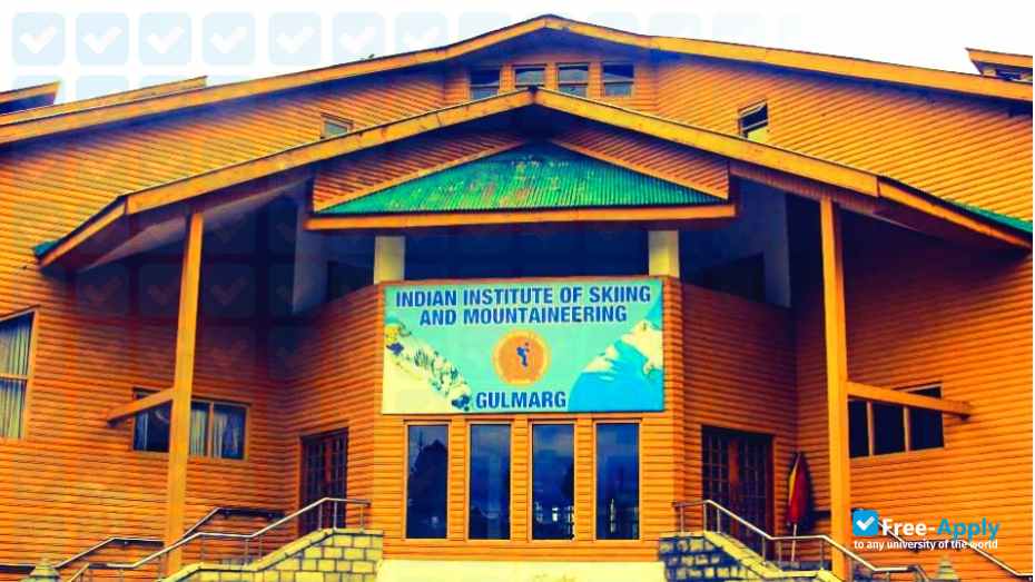 Indian Institute of Skiing and Mountaineering photo #2