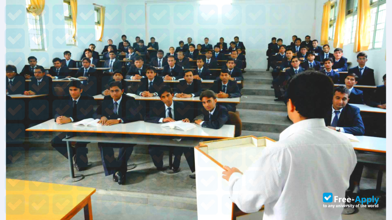 Narsinhbhai Institute of Computer Studies and Management (formerly S V Institute of Computer Studies photo #7