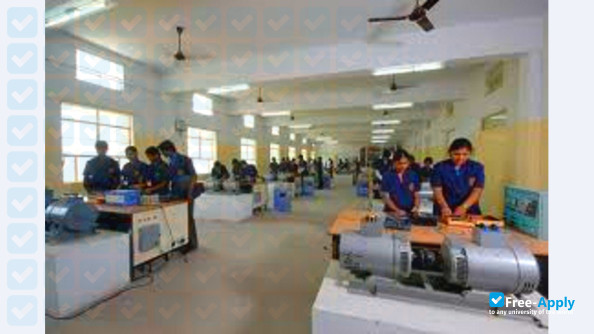 DPC Polytechnic College фотография №6