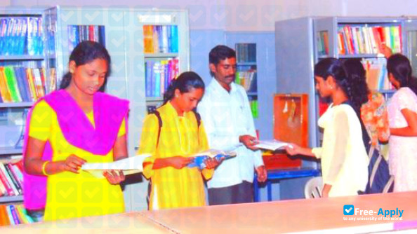 Basaveshwara College Of Commerce, Arts & Science photo #3