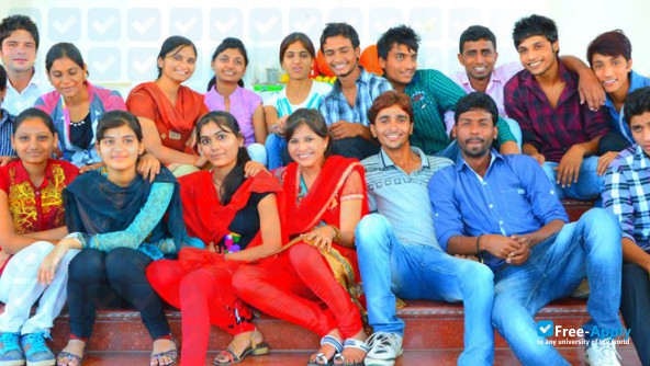Balaji Institute of Technology фотография №4