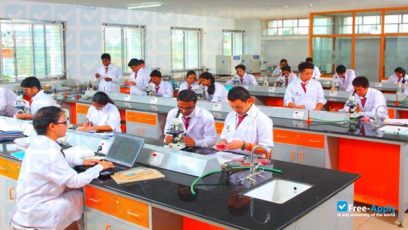 Saldiha College photo #7