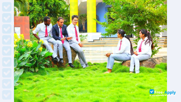 Saldiha College photo #6