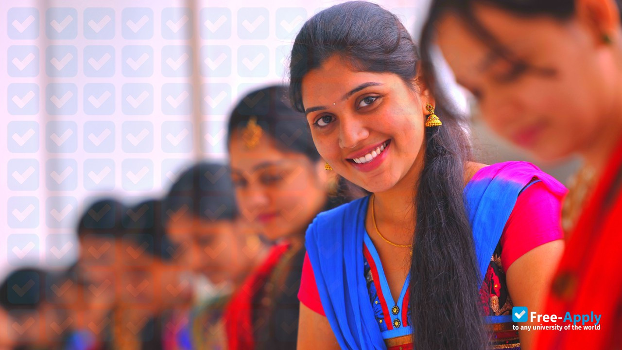 Foto de la Krishnaveni Engineering College Womens College #2