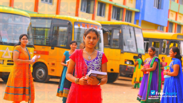 Foto de la Krishnaveni Engineering College Womens College #7