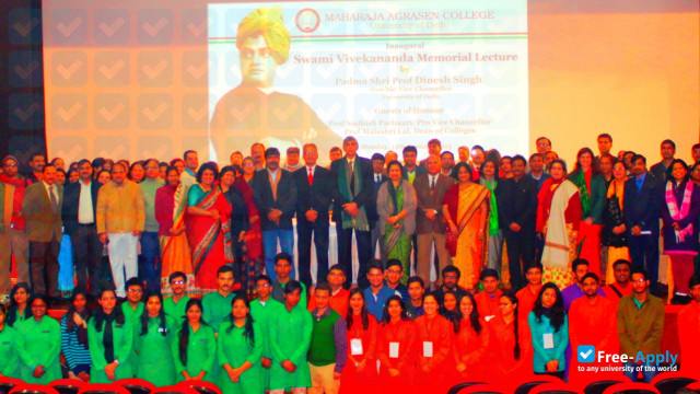 I P College Campus 2 photo #6