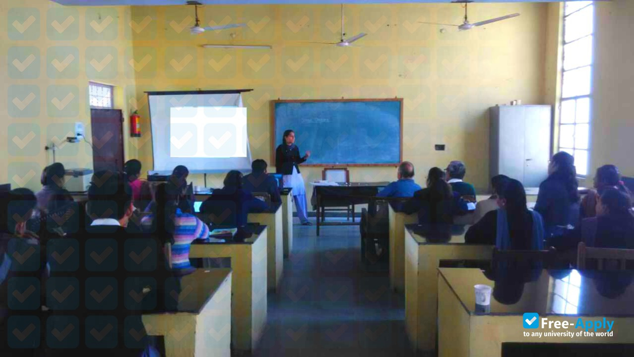 Babu Shivnath Agrawal College Mathura photo #5