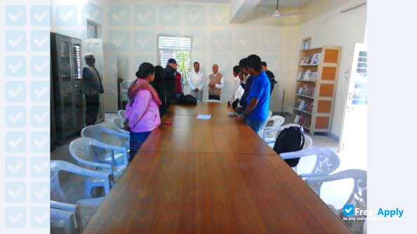 Foto de la C. V. M. Institute of Human Resource Development #6