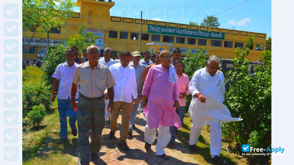 Photo de l’Nirsu Narain College Singhara #3