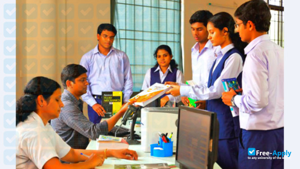 Holy Kings College of Engineering & Technology photo #3