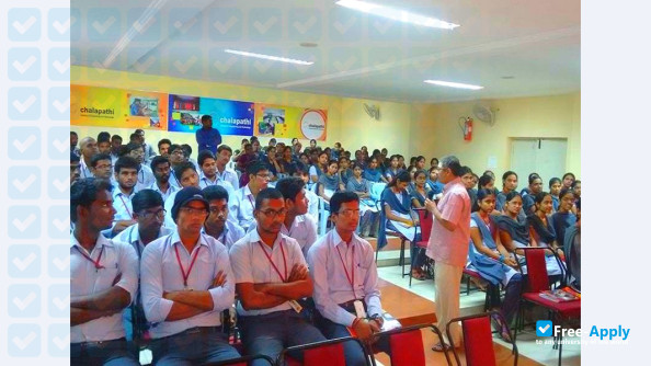 Foto de la Chalapathi Institute of Technology #3