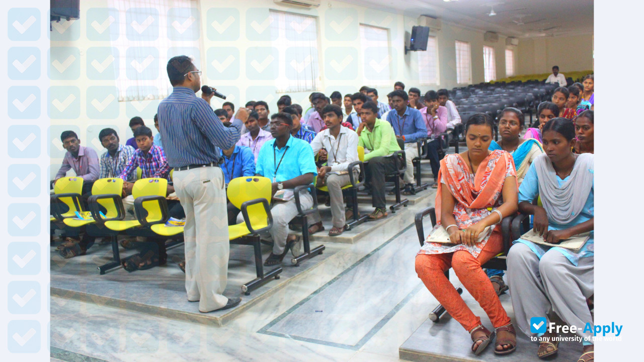 Muthayammal College of Arts & Science photo #2