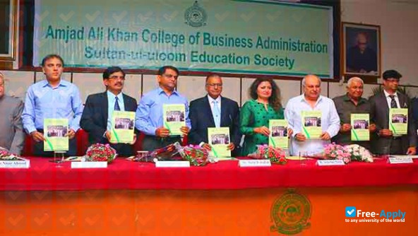 Photo de l’Amjad Ali Khan College of Business Administration #2