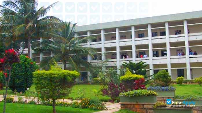 Government college of pharmacy photo #3