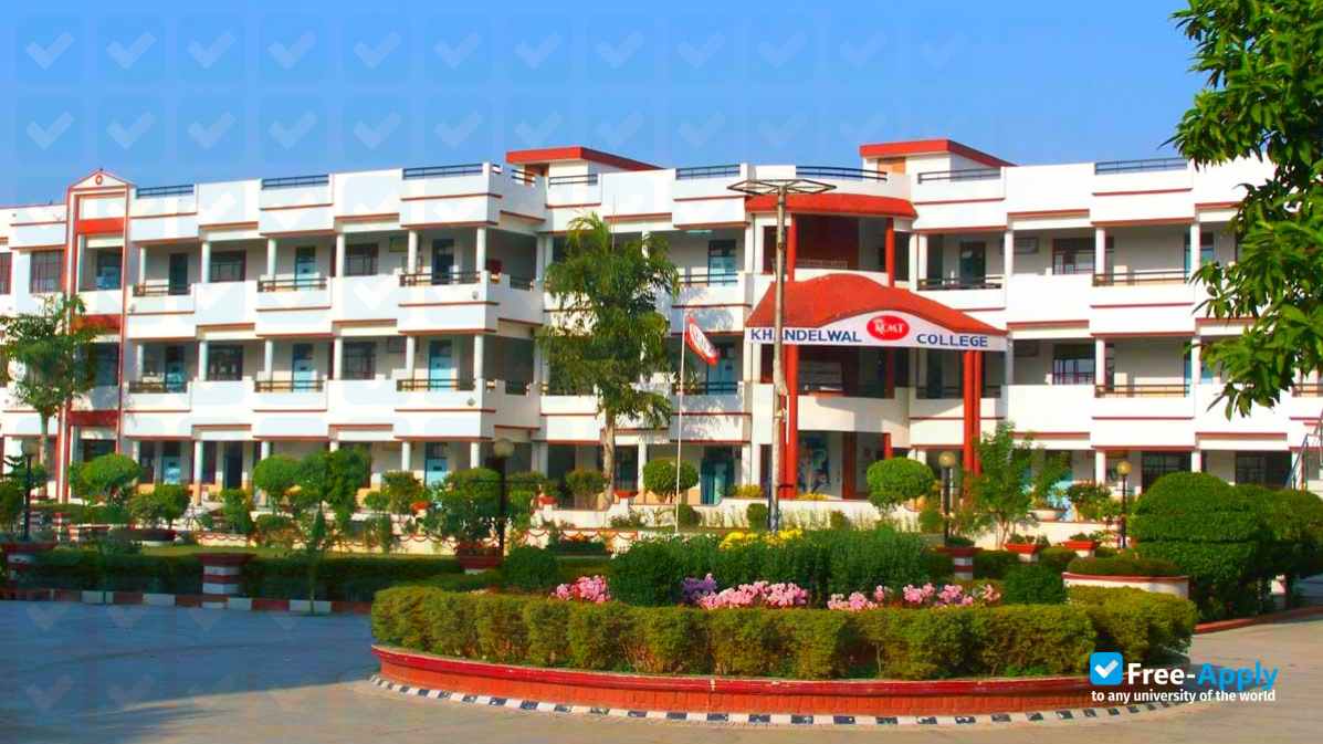Foto de la Khandelwal College of Management & Technology #2