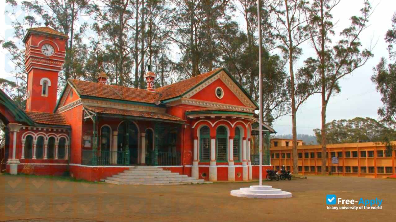 Foto de la Government Arts College Ooty #4