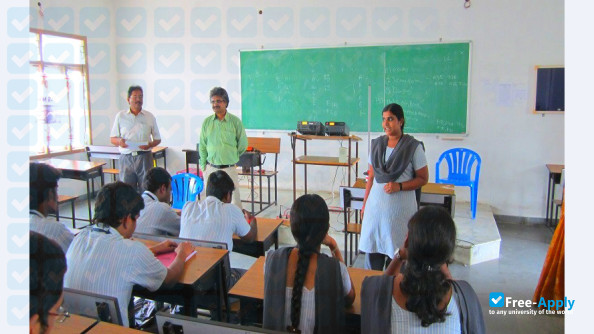 Foto de la Dhanekula Institute of Engineering & TechnologyDhanekula Institute of Engineering & Technology #9