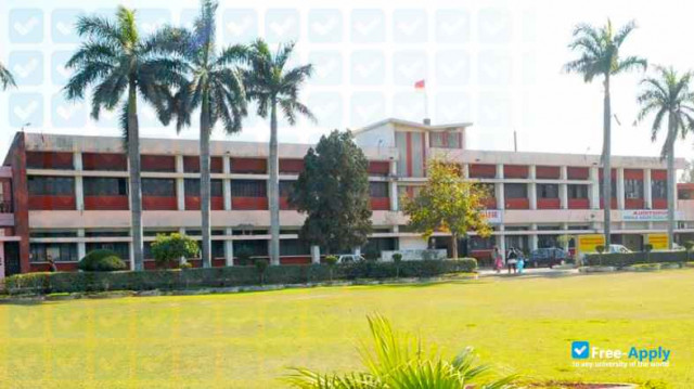 Maharaja Agrasen College Jagadhri photo #2