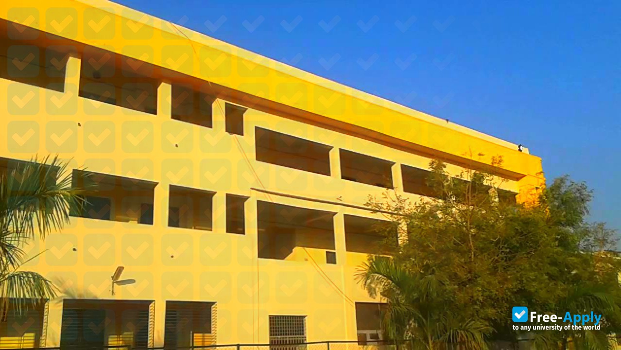 Photo de l’Yeshwant College #7
