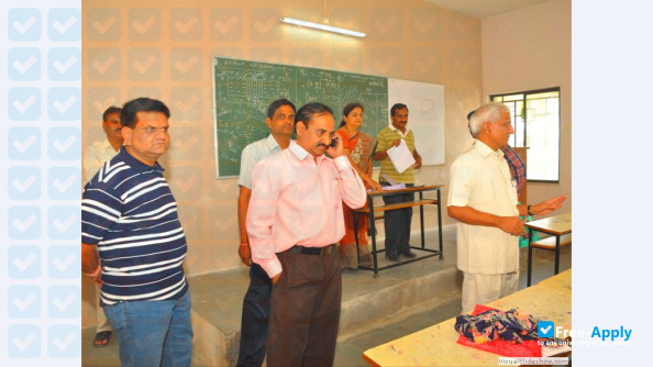 Yeshwant College photo