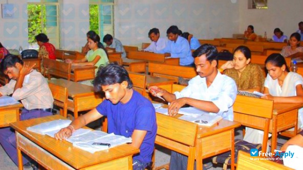 Photo de l’Yeshwant College #3