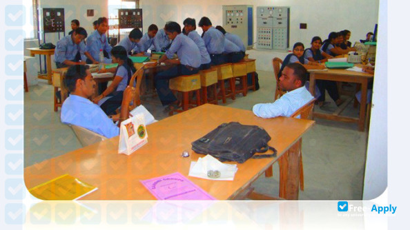 Foto de la Gandhi Academy of Technology & Engineering Brahampur #1