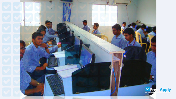 Foto de la Gandhi Academy of Technology & Engineering Brahampur #7