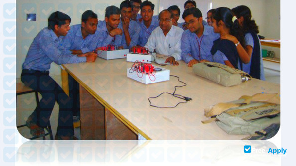 Photo de l’Gandhi Academy of Technology & Engineering Brahampur #6