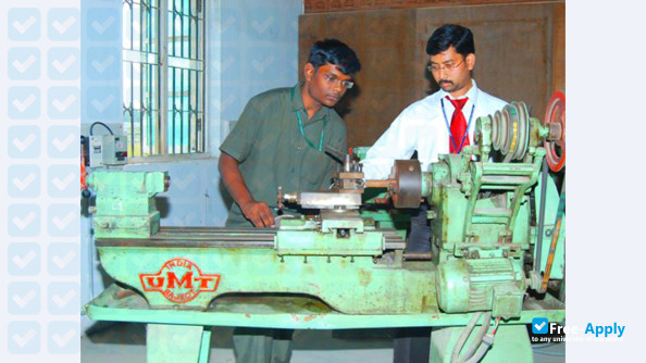 Photo de l’JEPPIAAR SRR Engineering College #7