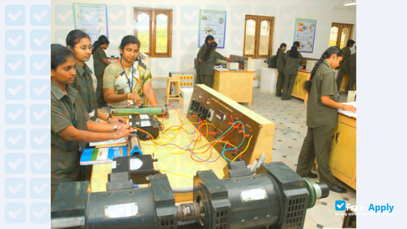 Photo de l’JEPPIAAR SRR Engineering College #2