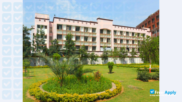 Photo de l’Babu Banarasi Das Engineering College #6