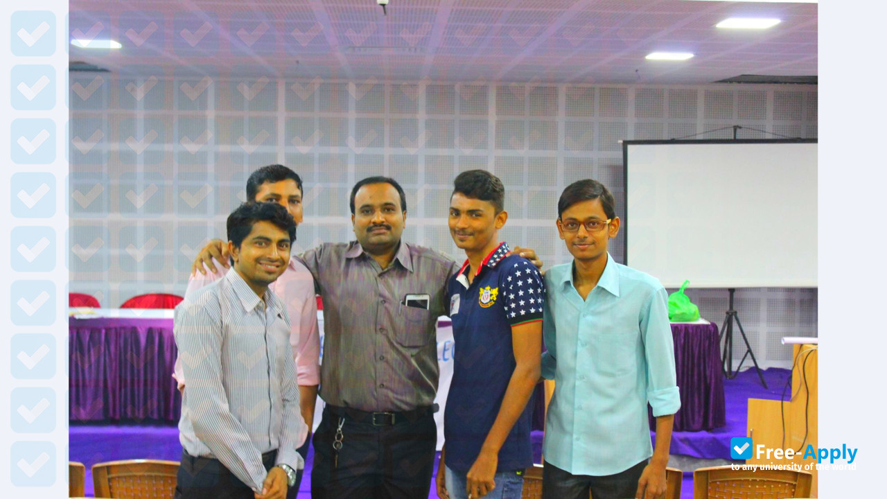 Shree H K Parekh College of Management photo #5