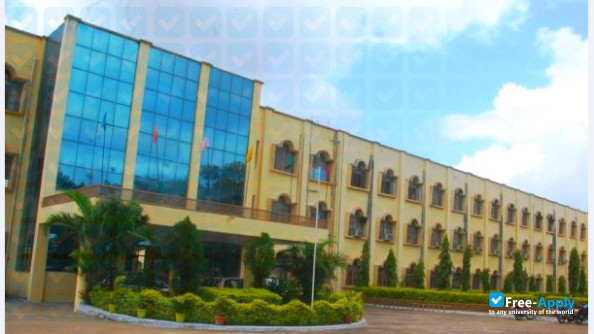 Foto de la Bansal College of Engineering #2