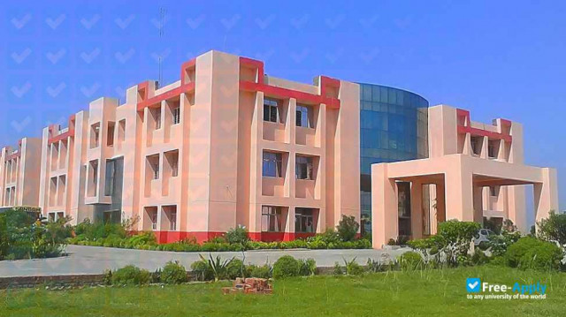 Foto de la Vidya Bhavan College for Engineering Technology #5