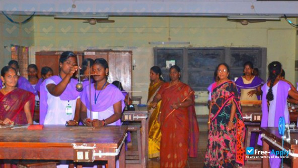 Dharumapurm Gnanambikai Govt Arts College for Women фотография №5