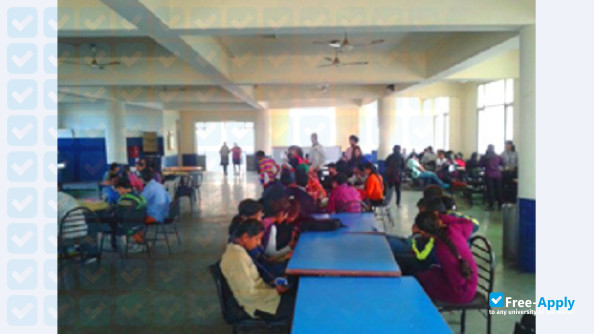Photo de l’Mukand Lal National College #1