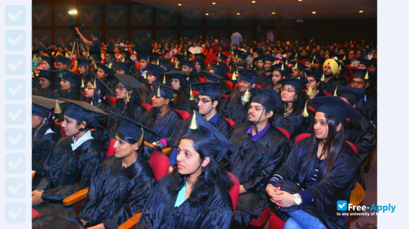 Photo de l’R D & S H National College & S W A Science College #36
