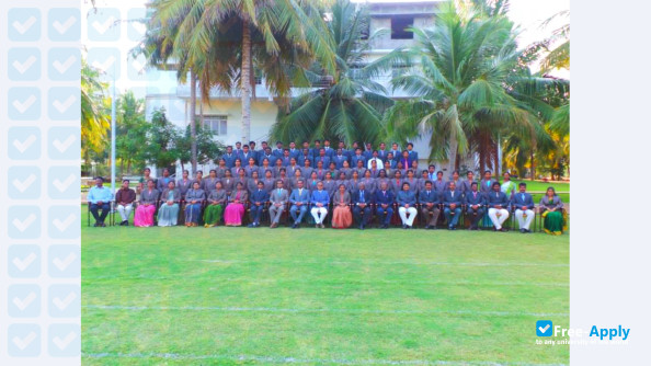 Foto de la Parisutham Institute of Technology and Science #3
