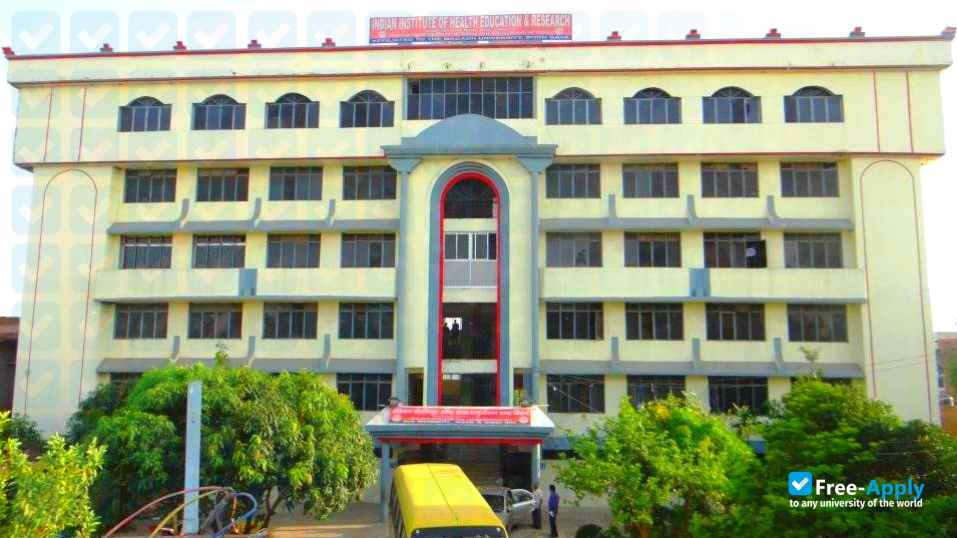 Photo de l’Indian Institute of Health Education and Research Beur #13