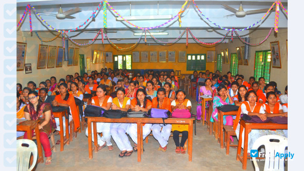 Raja Narendra Lal Khan Women's College photo #3