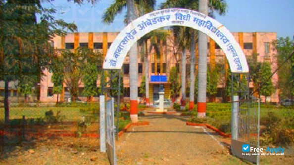 Foto de la Central India College of Law