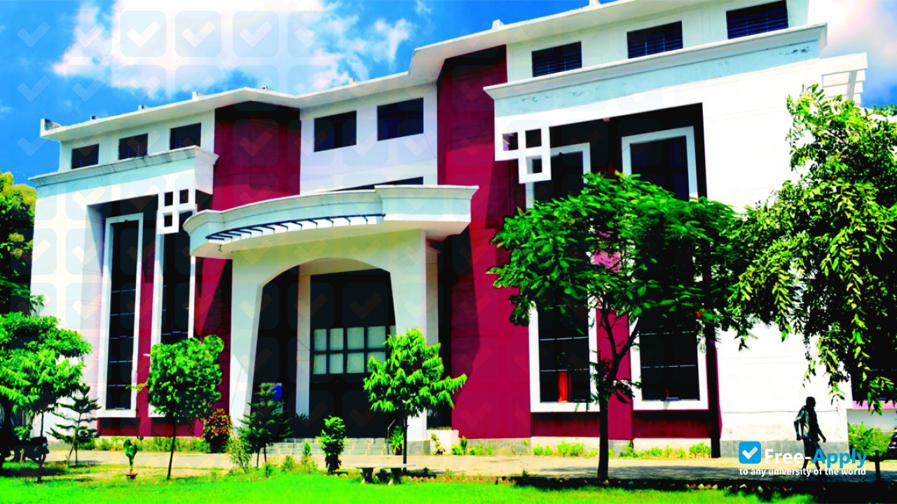 Photo de l’Lal Bahadur Shastri Girls College of Management #3