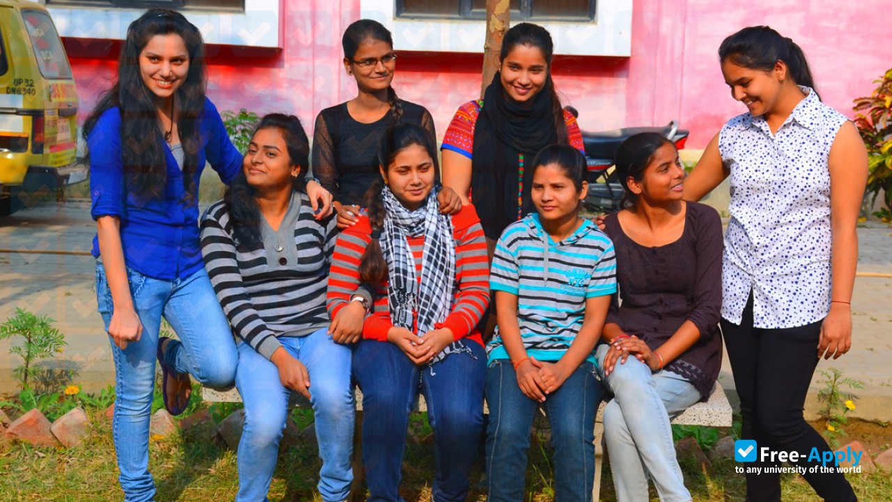 Lal Bahadur Shastri Girls College of Management photo #6